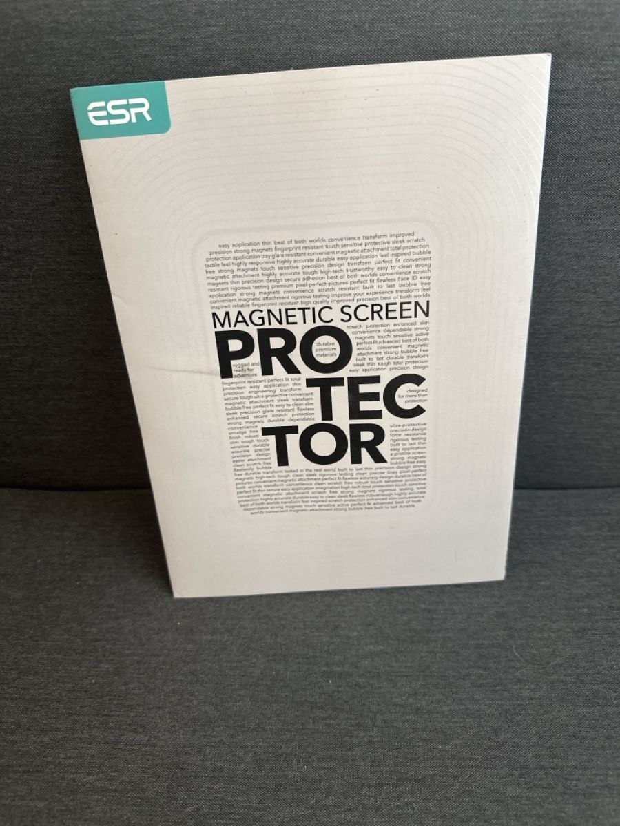 Tablettes PC: ESR Magnetic Screen Protector neu mit Garantie – Neuf (Voir description) à Koblenz par Joshua_M