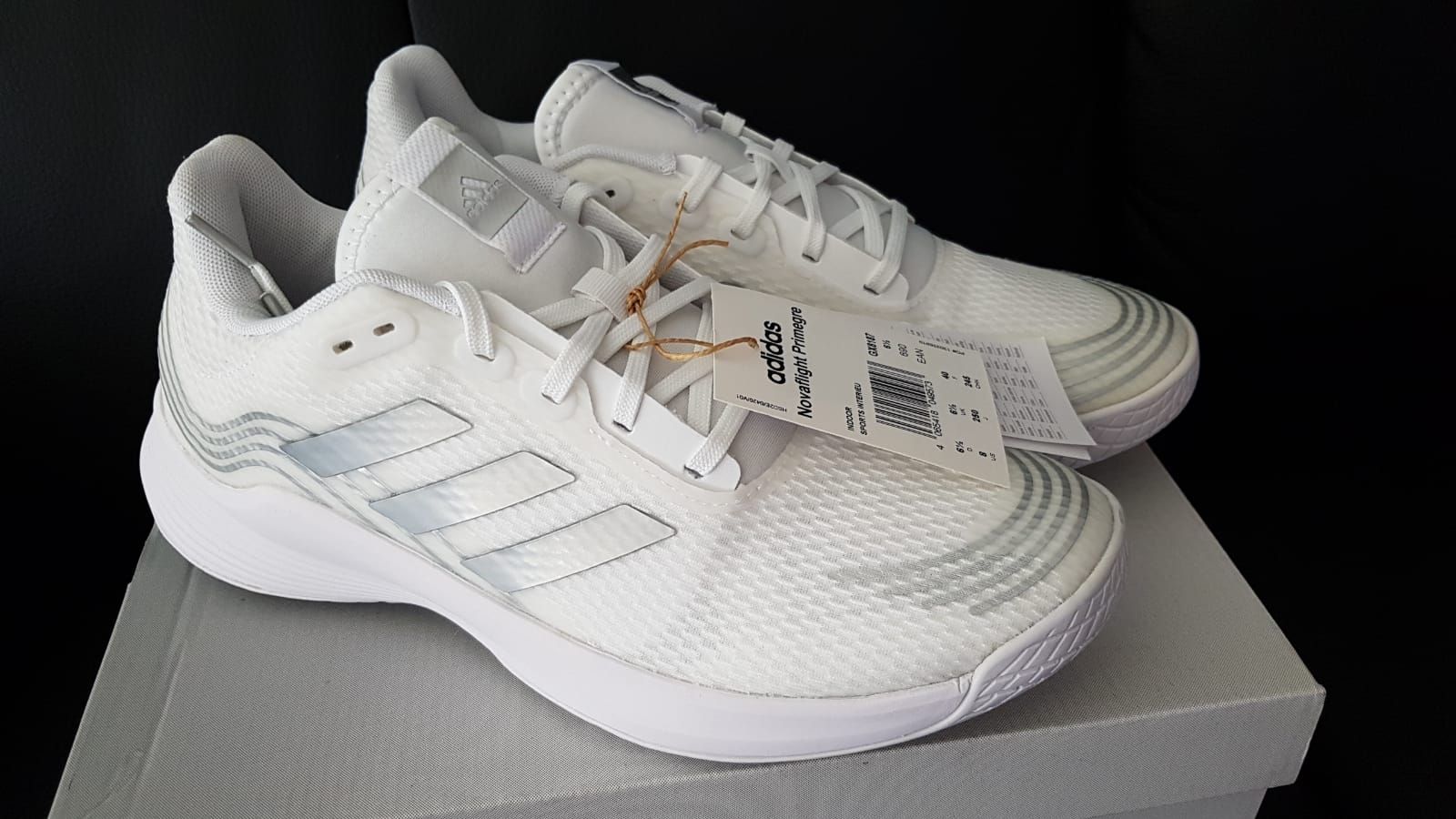 Adidas Scarpe da uomo: Hallenschuh Adidas Novaflight Primegreen Gr.40 – Nuovo e nell'imballaggio originale da Zürich venduto da ata_c8nh 2