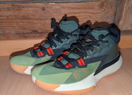 Grüne Nike Jordan Zion 2 Basketball/ Sportschuhe Gr 39 (40)