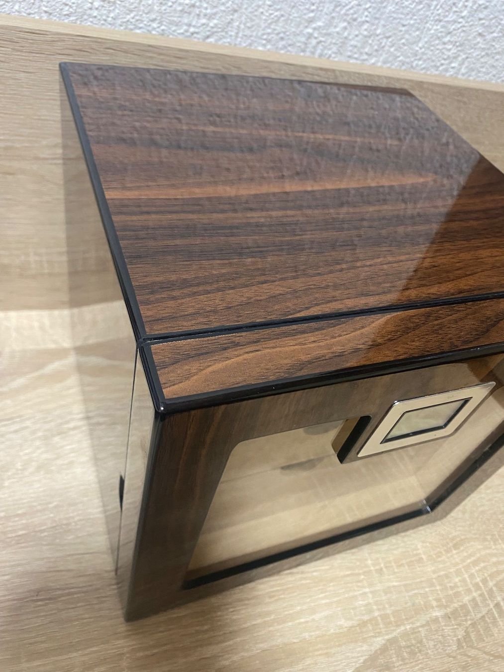 Humidor per sigari: Humidor Lubinski – Usato da Bösingen venduto da Trigusik 1