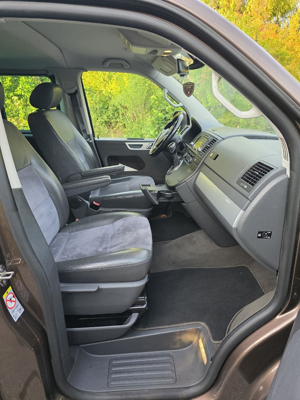 VW Autos: VW T5 Multivan 2.0 TDI Highline Automat – D'occasion à Kerzers par CarDeal. 7
