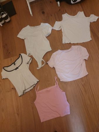 Damen Tops Weiss und Rosa Grösse S/M guter Zustand