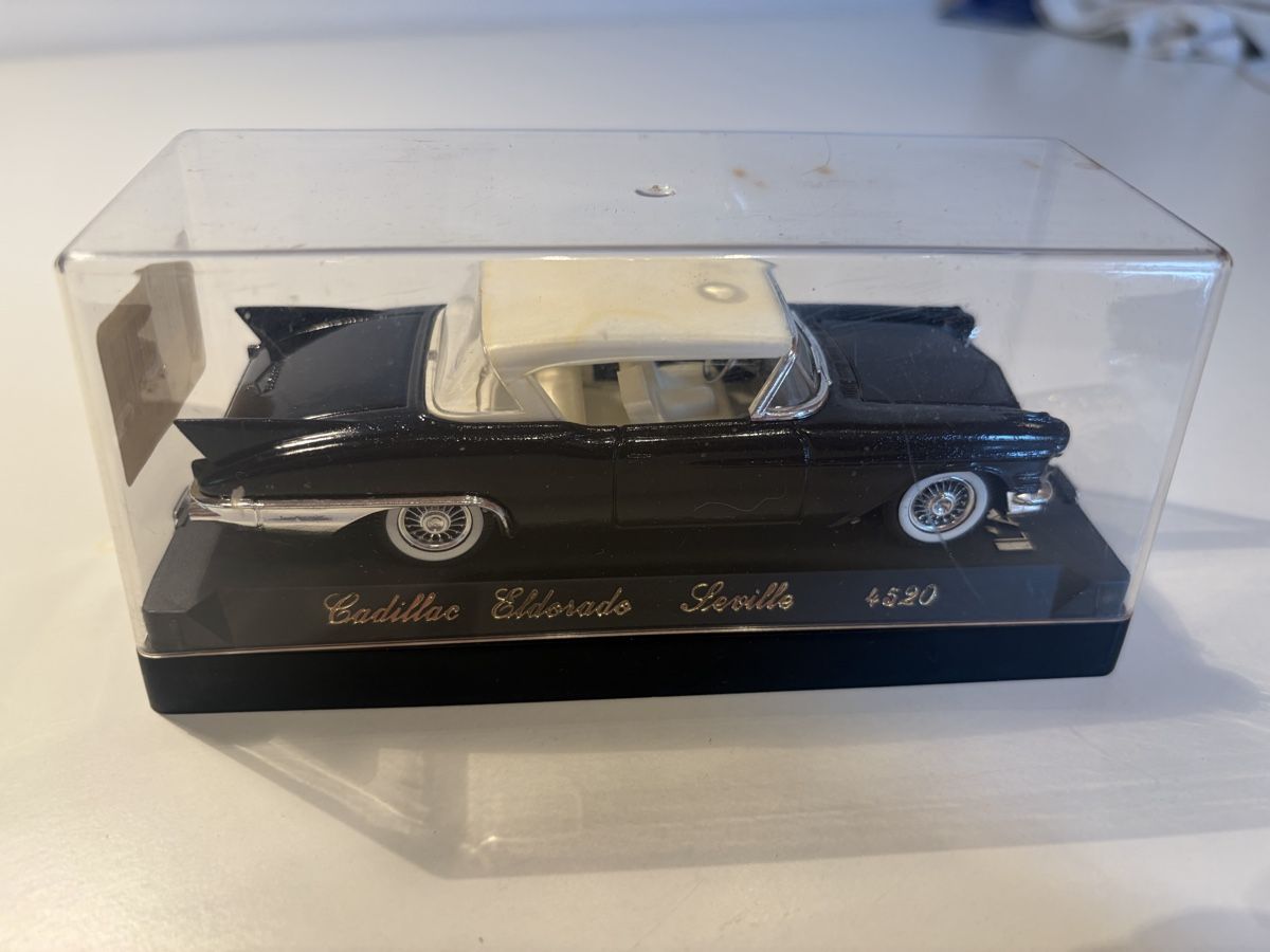 Solido Voitures modèles: Solido Modellauto Cadillac Eldorado – D'occasion à Latterbach par Bbutz98 1