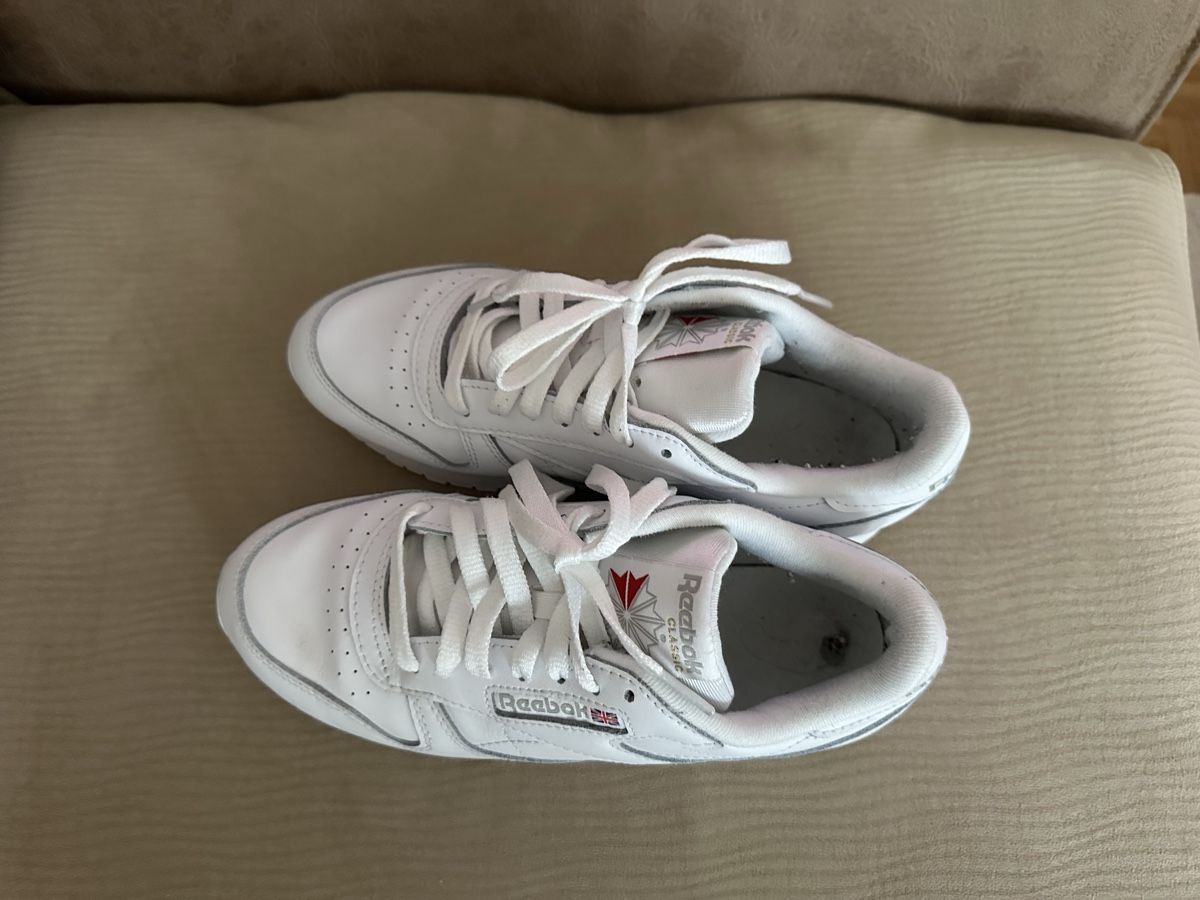 Reebok Scarpe da donna: Reebok Classic Gr 39 – Usato da Winterthur venduto da 130404 2