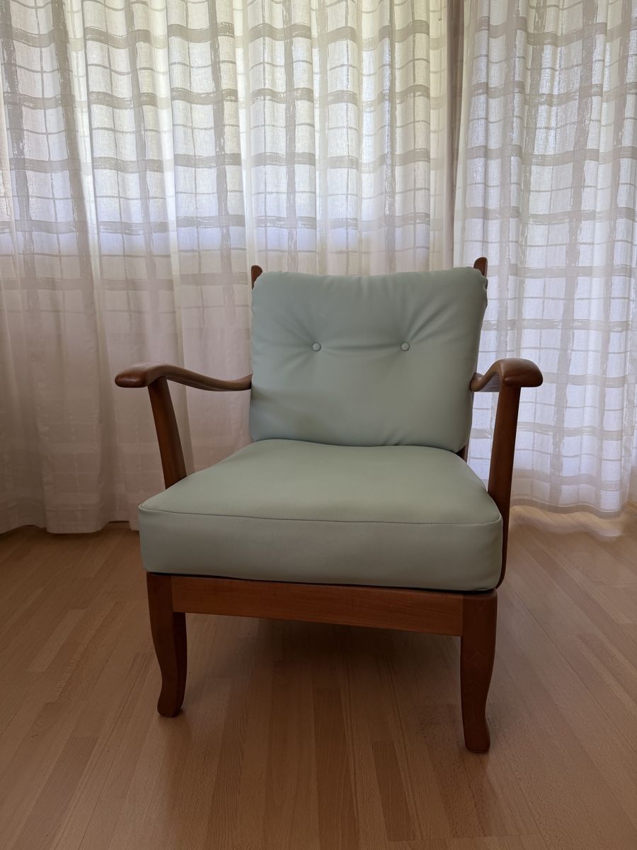 Poltrone: Retro Sessel Holz mit türkis Polstern – Usato da Aeschi b. Spiez venduto da fux_l5vd 1