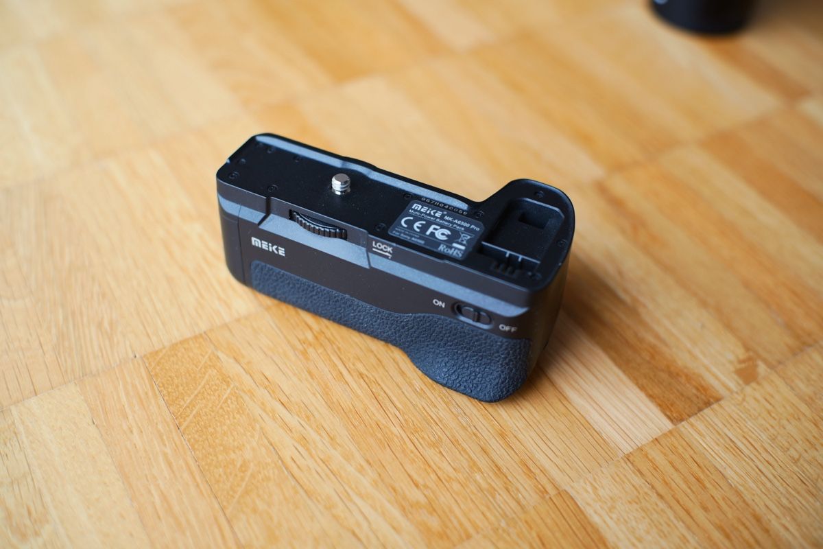 Sony Caricatori & Batterie: Batteriegriff Sony a6500  – Usato da Basel venduto da luk_bfq9