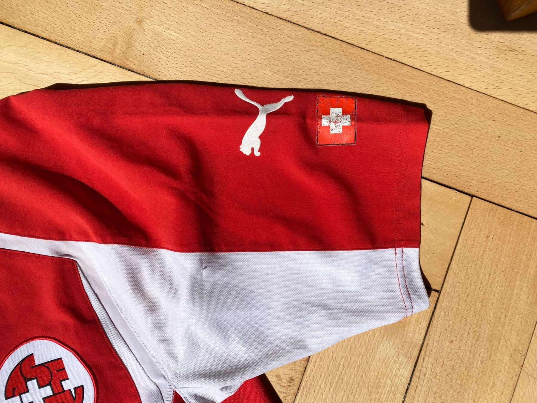 Schweizer Nati Canottiere & Pantaloni: SCHWEIZ NATI TRIKOT 2004 M – Usato da St. Gallen venduto da tscheiko 4