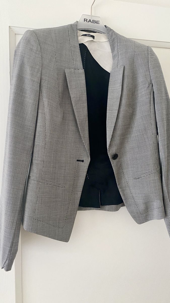 Hugo Boss Anzüge & Kostüme: Damenkleid mit Blazer Hugo Boss – Gebraucht aus Zürich von Orch43 4