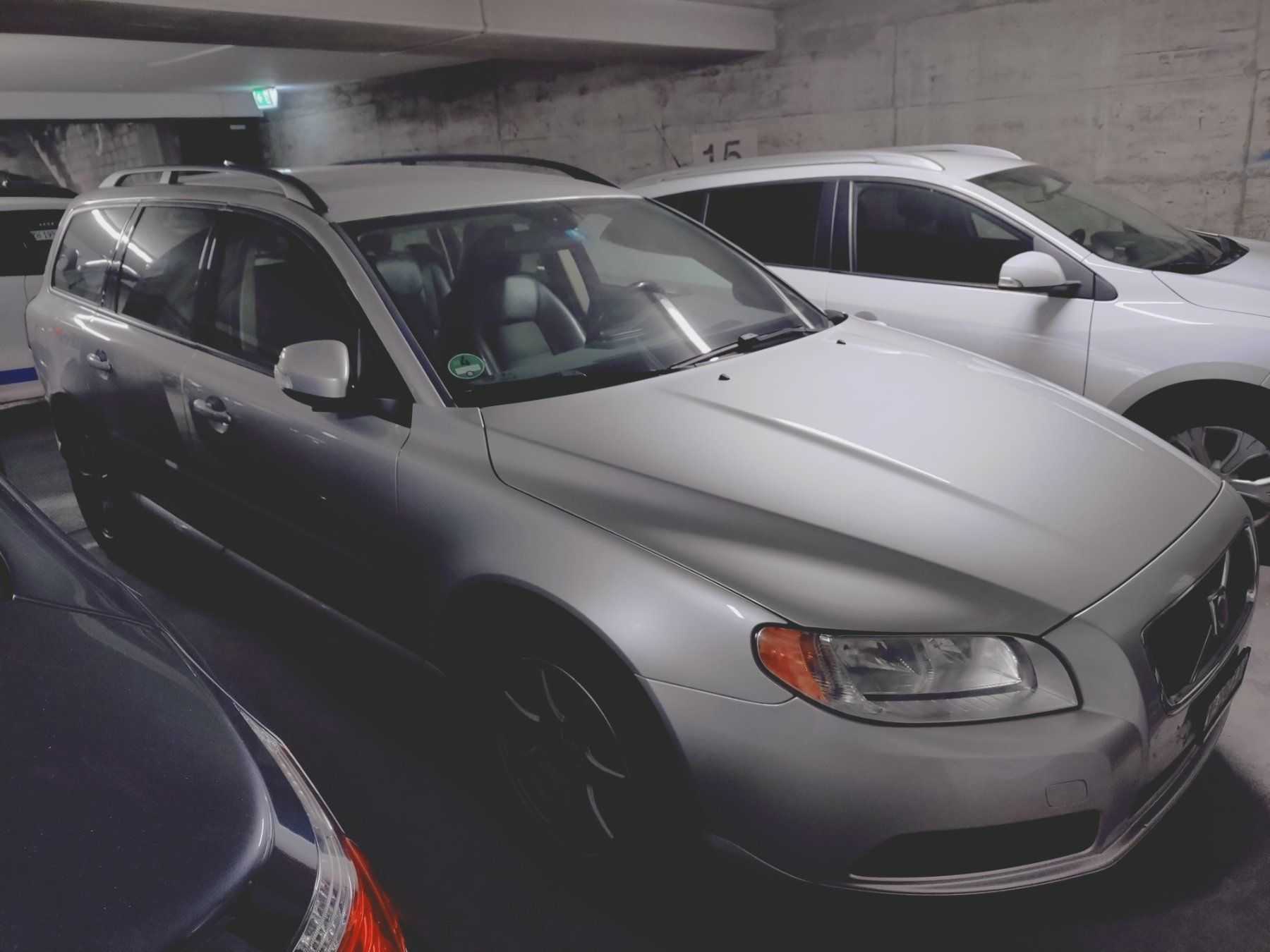 Volvo Autos: Volvo V70 D5 – D'occasion à Langnau am Albis par Slurpi71 1