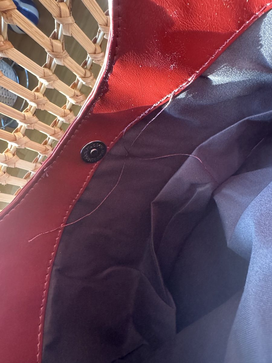 Borse da donna: Bordo Handtasche mit Nieten – Nuovo e nell'imballaggio originale da Männedorf venduto da mariadelrocioeberle 7