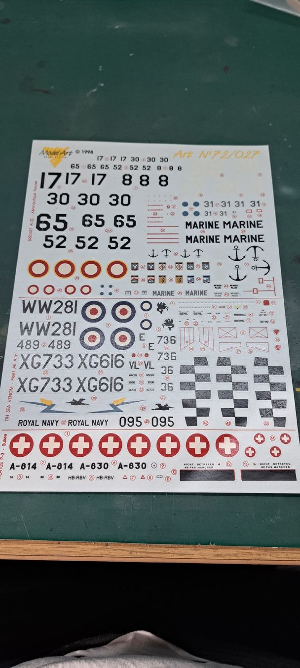 Kit di modellismo & Modellini statici: Decals 1/72  – Nuovo e nell'imballaggio originale da Selzach venduto da Eierloch 1