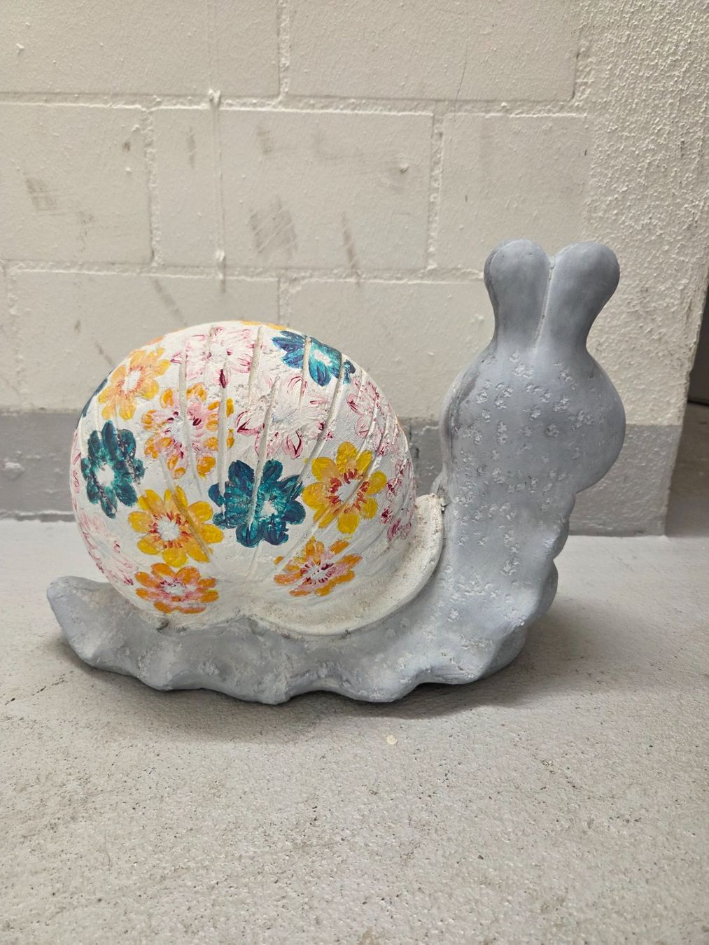 Statuette: Bunte Gartenschnecke, liebevoll bemalt.. – Usato da Winterthur venduto da trise80 2
