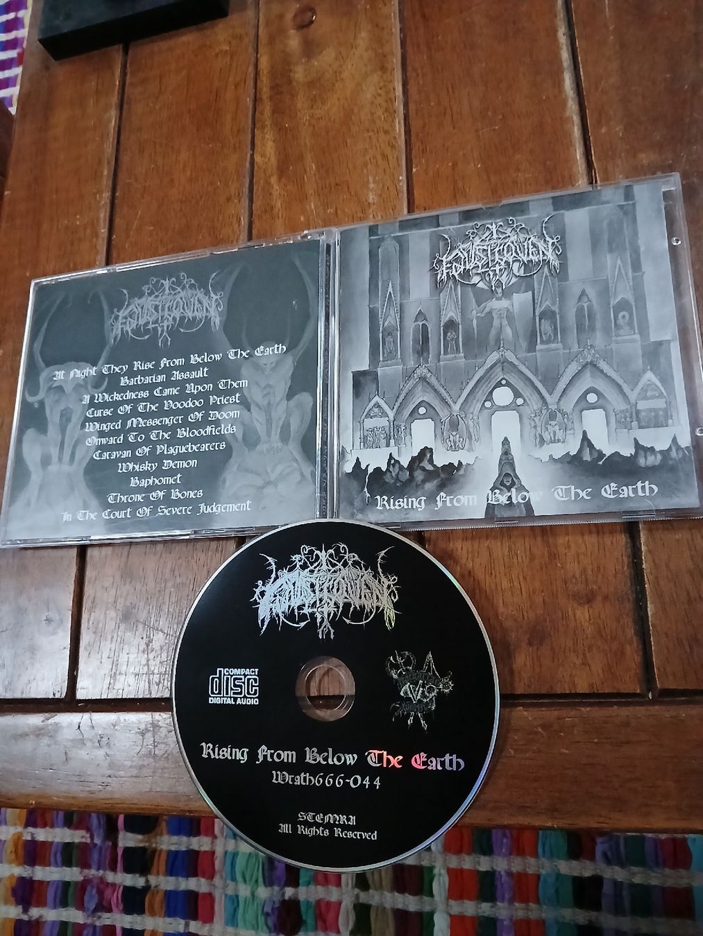 CD: faustcoven- rising...(468/666) – Usato da St-Cergue venduto da VeganWarrior