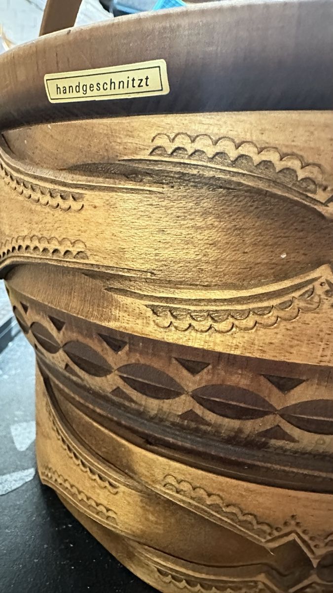 Articoli in legno: Handgeschnitzte Appenzeller Holzgefässe – Nuovo (secondo la descrizione) da Mörschwil venduto da sam_man 1