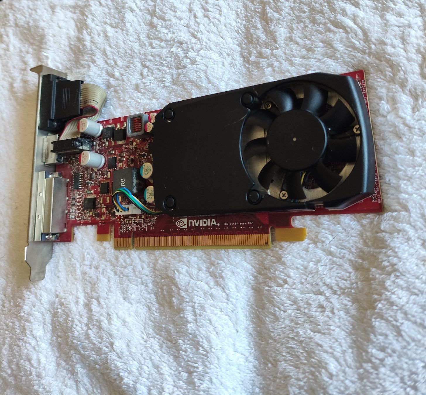 Nvidia Schede grafiche: hP nVidia GeForce GT320 1GB PCle Graphique  – Usato da Zollikofen venduto da zar_j67f 2