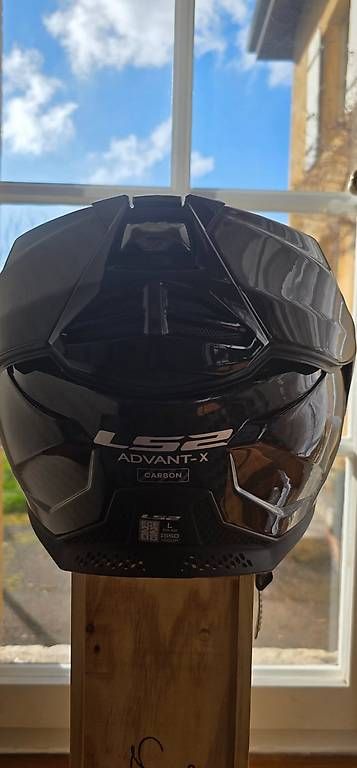 Caschi & visiere: Casque LS2 carbone NEUF – Usato da Hauterive NE venduto da Pymmartin 2