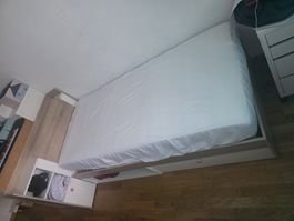 Bett mit Bettaufbau und Stauraum weiss/Holzoptik 90x200cm