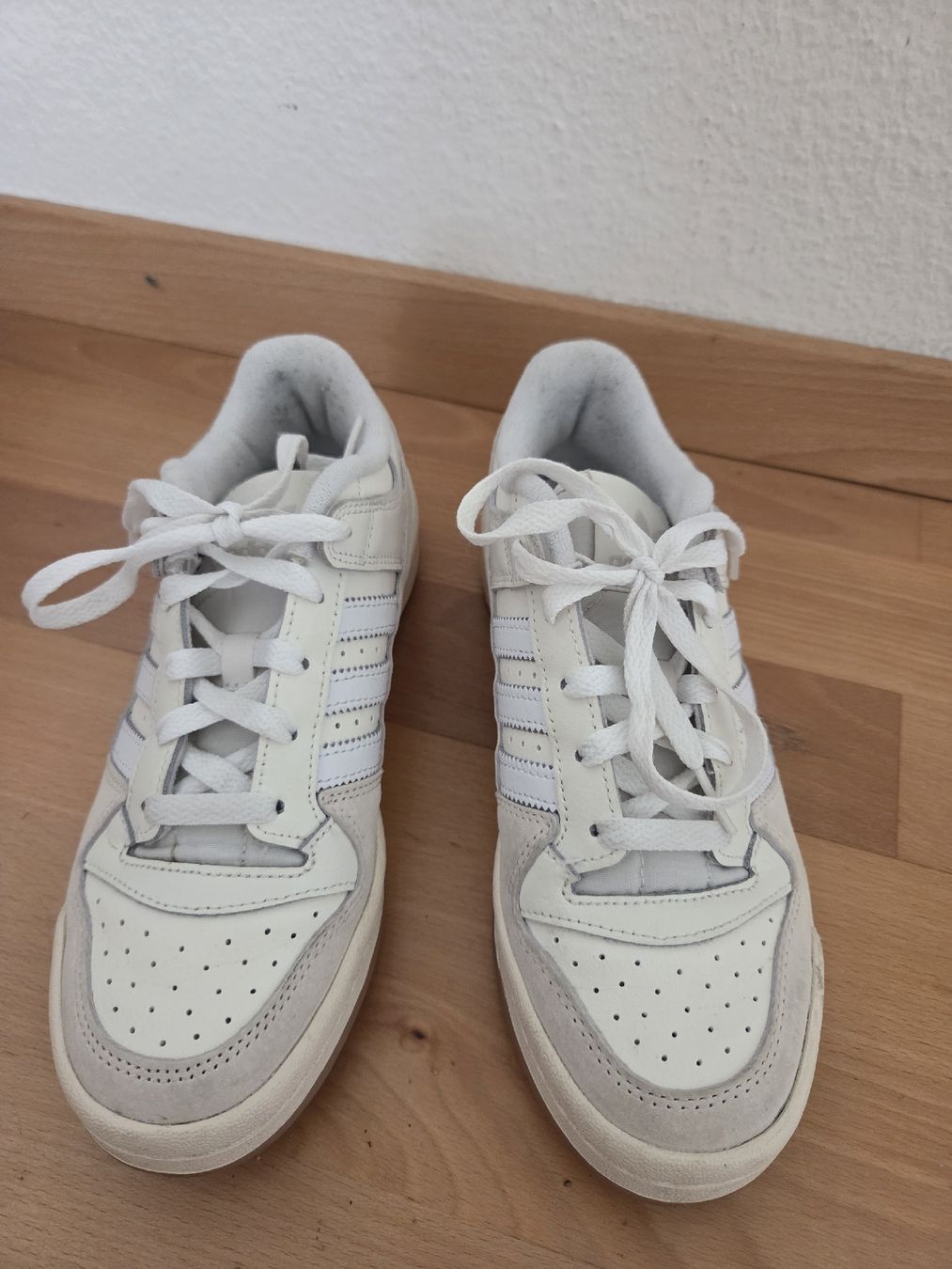 Adidas Scarpe da donna: Adidas Sneaker weiss, Grösse 37 1/3 – Usato da Winterthur venduto da trst 1