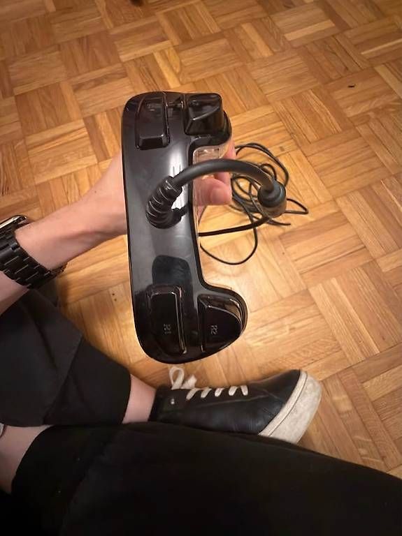 Controller: Manette Nacon PS4 Compact transparente filaire – Gebraucht aus Meyrin von catarinalopes96 3
