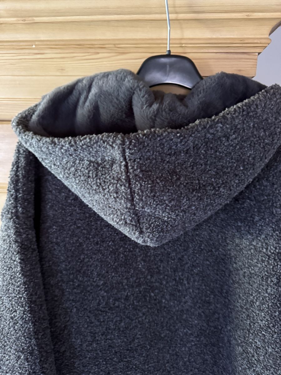 Oysho Jacken: Oysho Jacke mit Kapuze, Grau, neu – Neu (gemäss Beschreibung) aus Au ZH von Pulaila2020 6