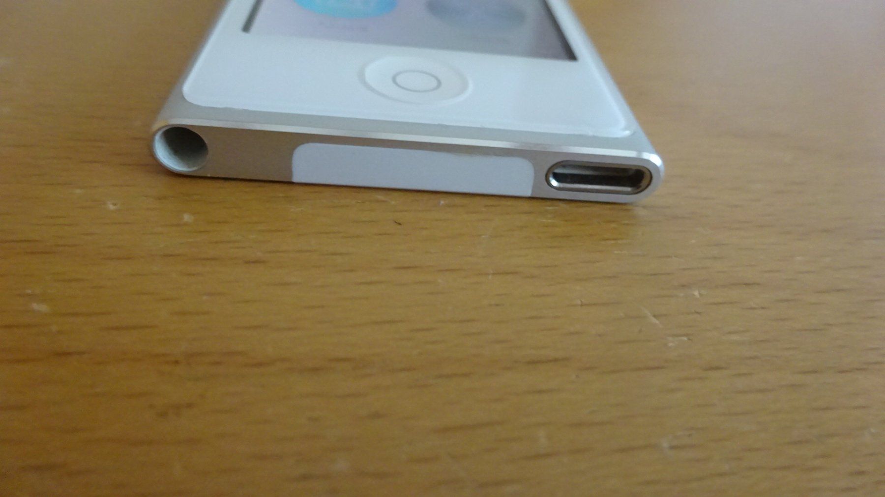 Apple Lettore multimediale portatile: iPod – Usato da Mettmenstetten venduto da Izzub 2