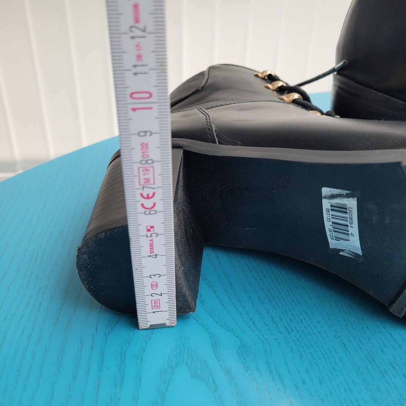 Scarpe da donna: Stiefelette  ,Schnürboots , schwarz , Grösse 40 – Nuovo (secondo la descrizione) da SCHÜBELBACH venduto da CoKaHa 2