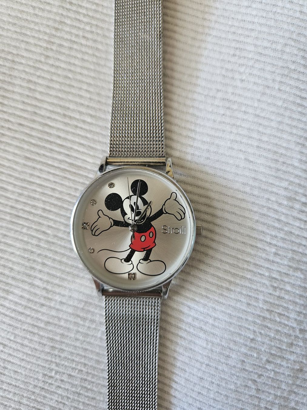Bracciali & Braccialetti: Mickey Mause Uhr – Usato da Grünenmatt venduto da daeni75