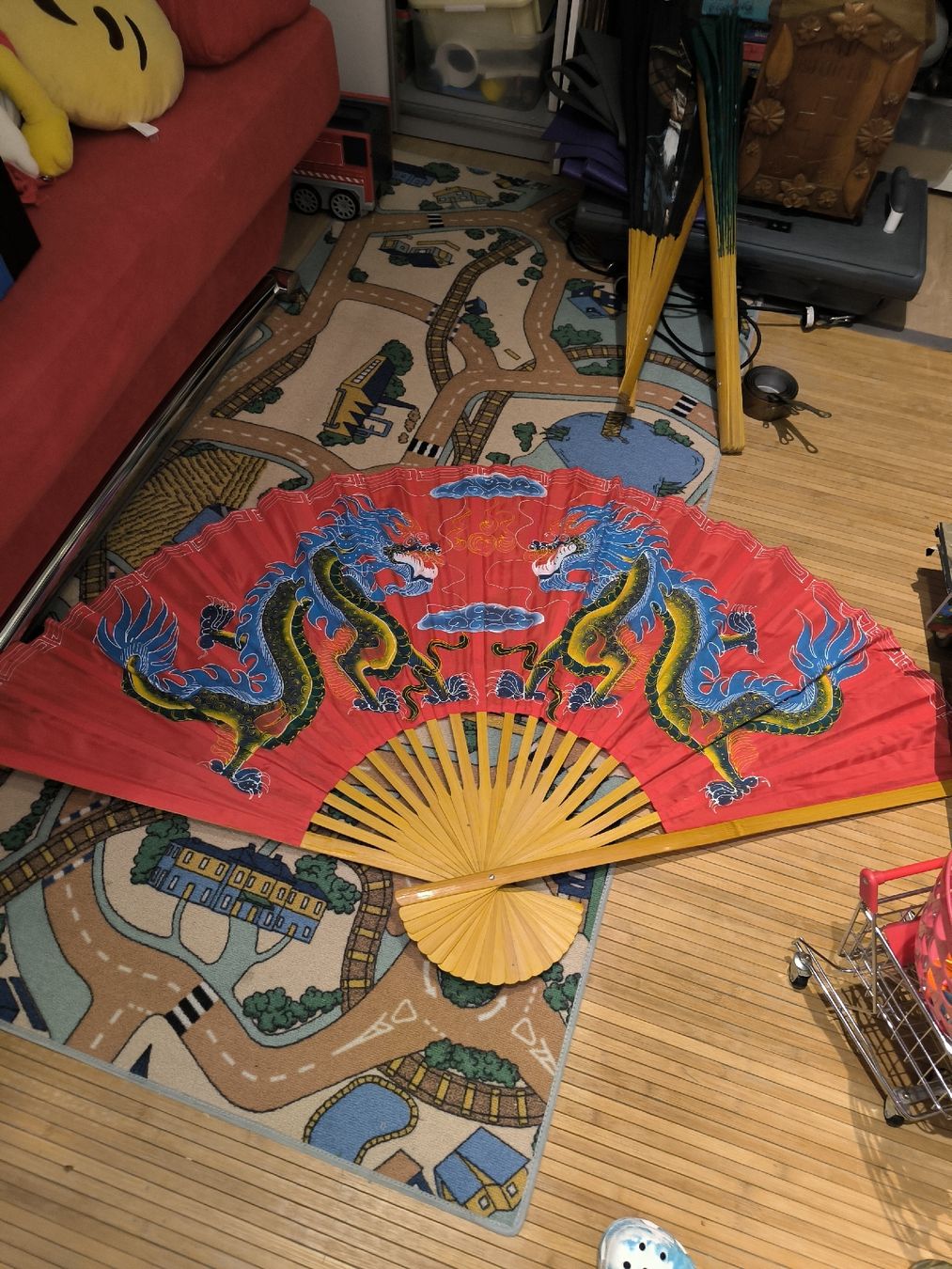 Tutte le decorazioni: Dekorativer Fächer mit Drachenmotiv, gross – Usato da Zürich venduto da protea59 1