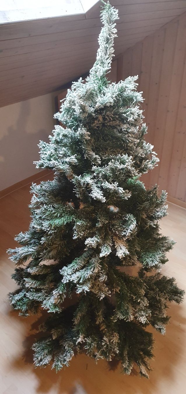 Tutte le decorazioni: Künstlicher Weihnachtsbaum 150cm – Usato da Freienstein venduto da Widder11 1