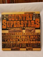 COFFRET COUNTRY SUPERSTARS AVEC 10 VINYLES