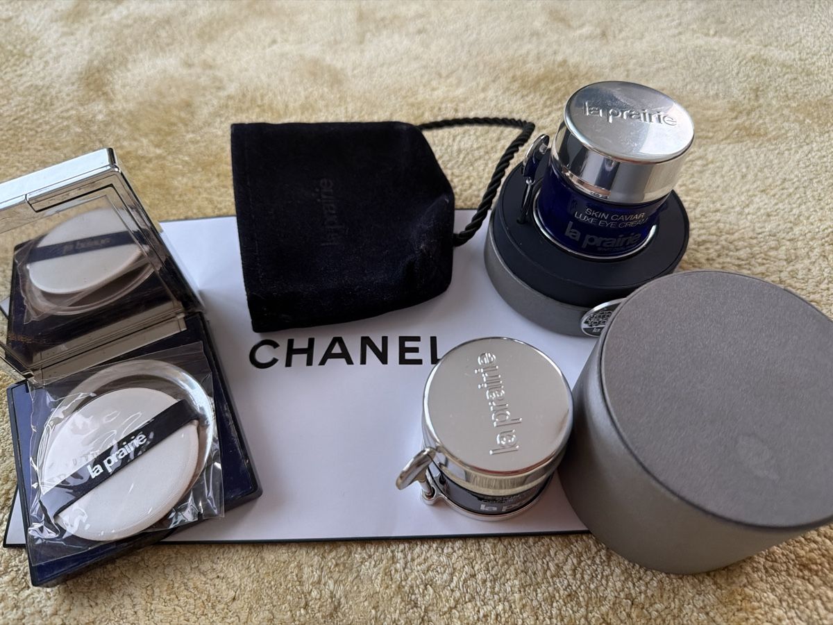 La Prairie Cura del viso: La Prairie  Leerer Glasbehälter x2, Puderverpackung  leer – Usato da Zumikon venduto da DamenFashionShop 9