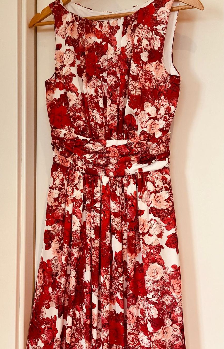 Vestiti: SWING Kleid in Grösse 34 – Usato da Hergiswil NW venduto da Shintana 1