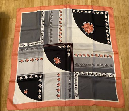 seiden Foulard 🌸