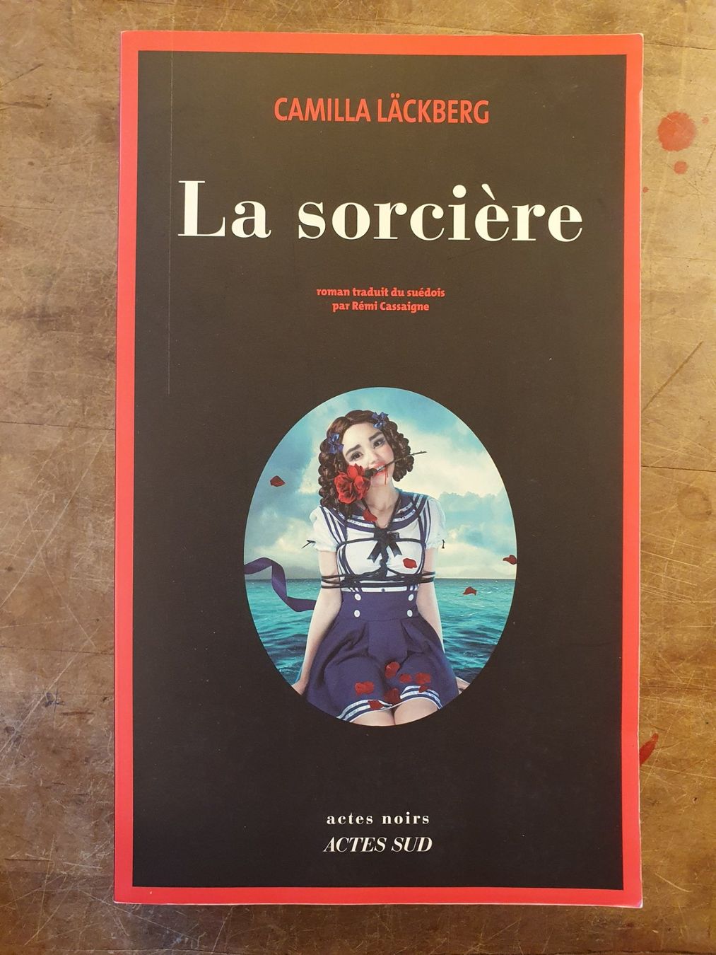 Libri: La sorcière - Camilla Läckeberg - Actes – Usato da Zürich venduto da loosebone