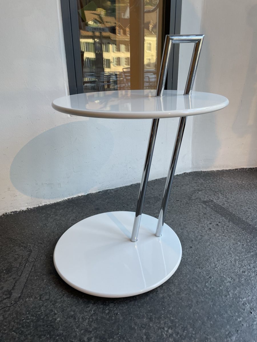 Tavoli: Beistelltisch ClassiCon Eileen Gray weiss – Usato da Windisch venduto da rascale