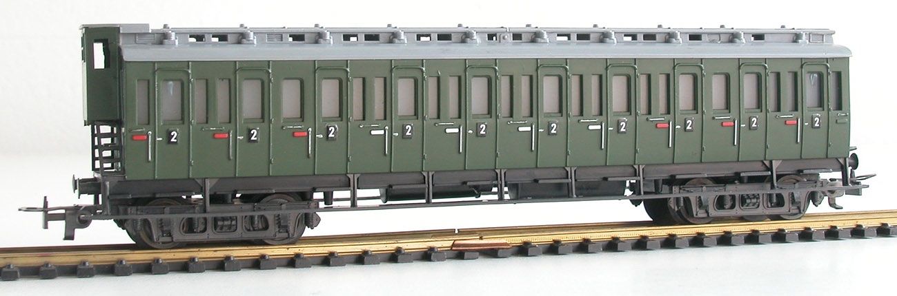 Liliput Modelleisenbahnen: Liliput Abteilwagen der DR Spur H0 – Gebraucht aus Oberwil BL von Klang