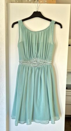 Mintgrünes Kleid von Little Mistress