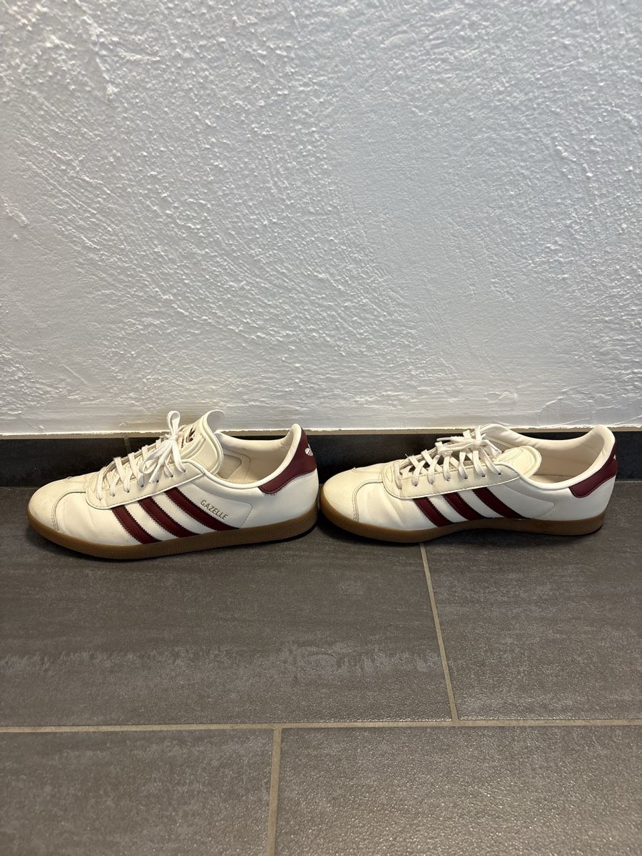 Adidas Scarpe da uomo: Adidas Gazelle 45 1/3 cloud white/ shadow red – Usato da Rümlang venduto da svent 6
