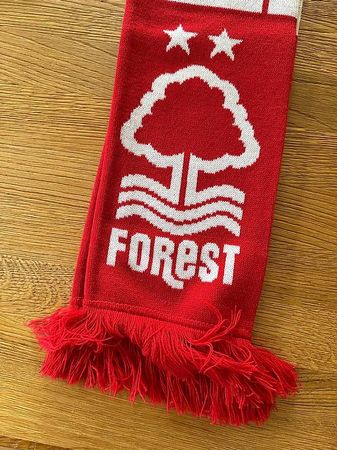 Nottingham Forest Schal Membership NEU