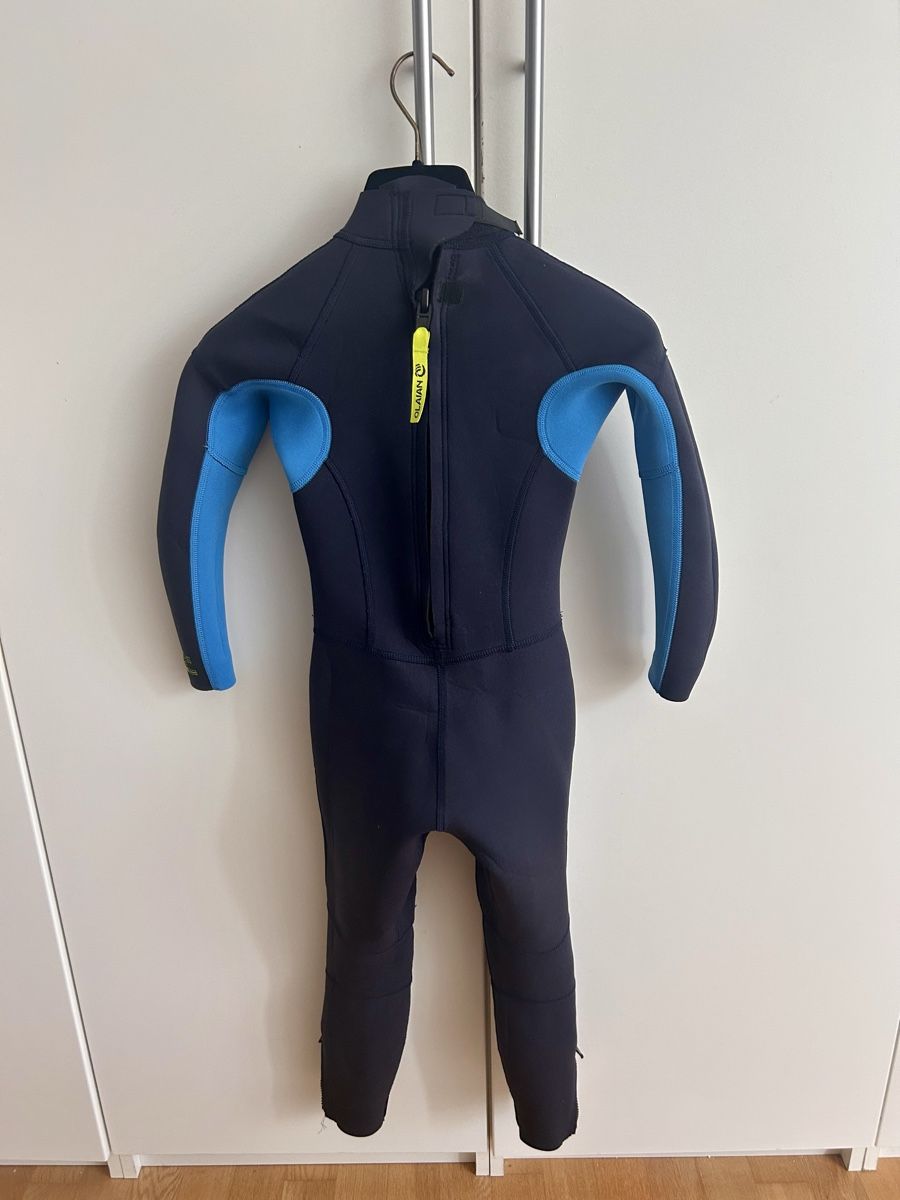 Decathlon Surfboards & Schwimmbrette: Surf Wetsuit - Kinder Neoprenanzug – Gebraucht aus Spreitenbach von LaMartina22 1