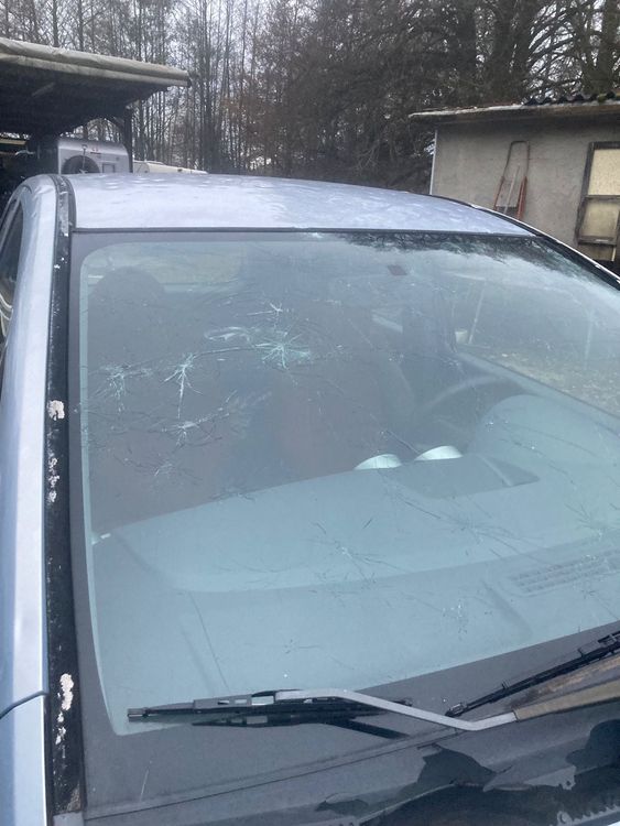 Mitsubishi Colt 1,3 16v Km 69179 jg06 Starker Hagelschaden Kaufen auf Ricardo