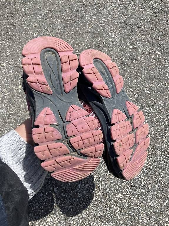 Scarpe per ragazzi: Scarpe/scarponcini trekking 25 – Usato da Sigirino venduto da san_rcn7 1