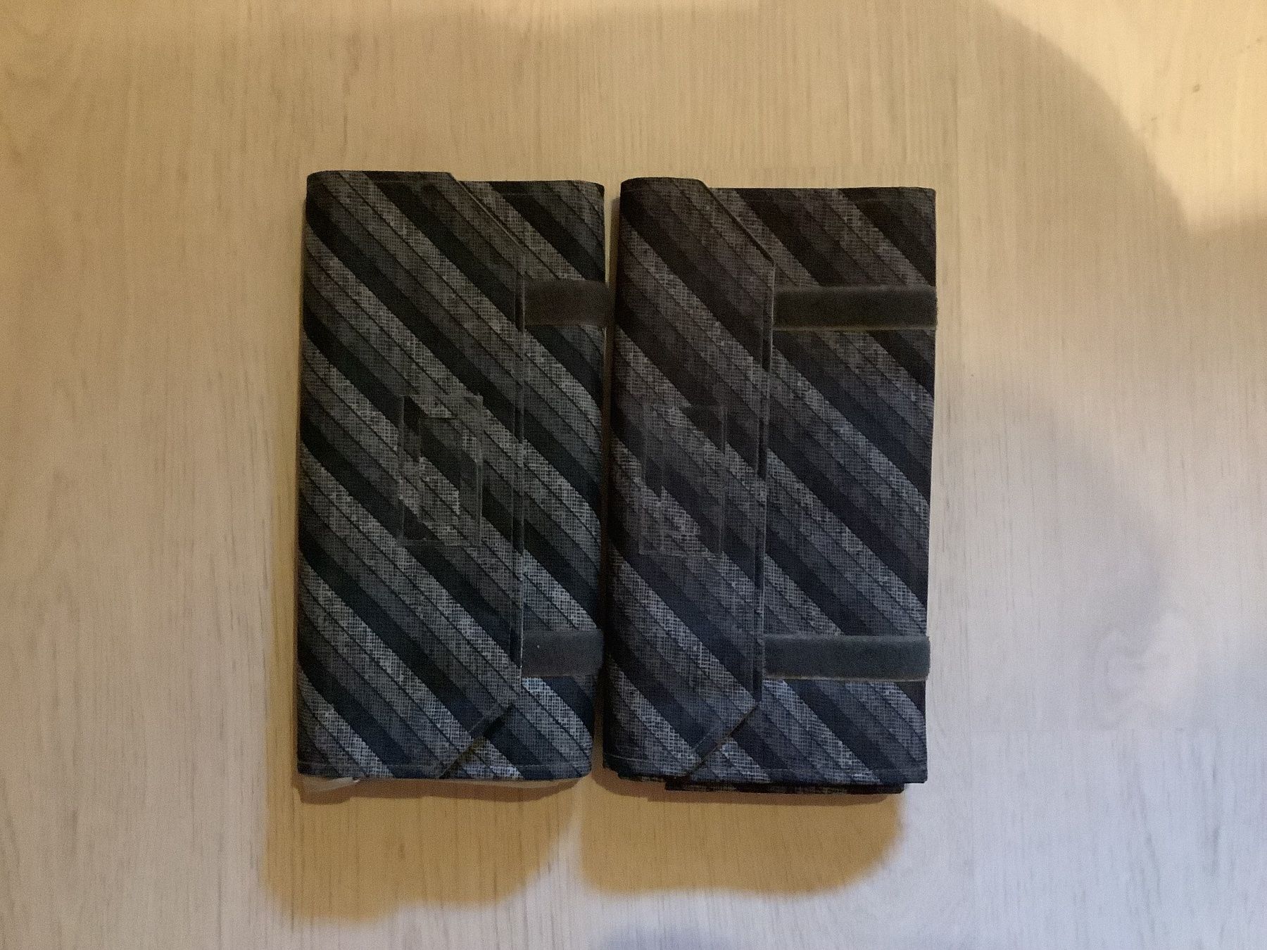 Pareti & Soffitti: Pochette de présentation pour bijoux. – Usato da Epalinges venduto da janvs 4