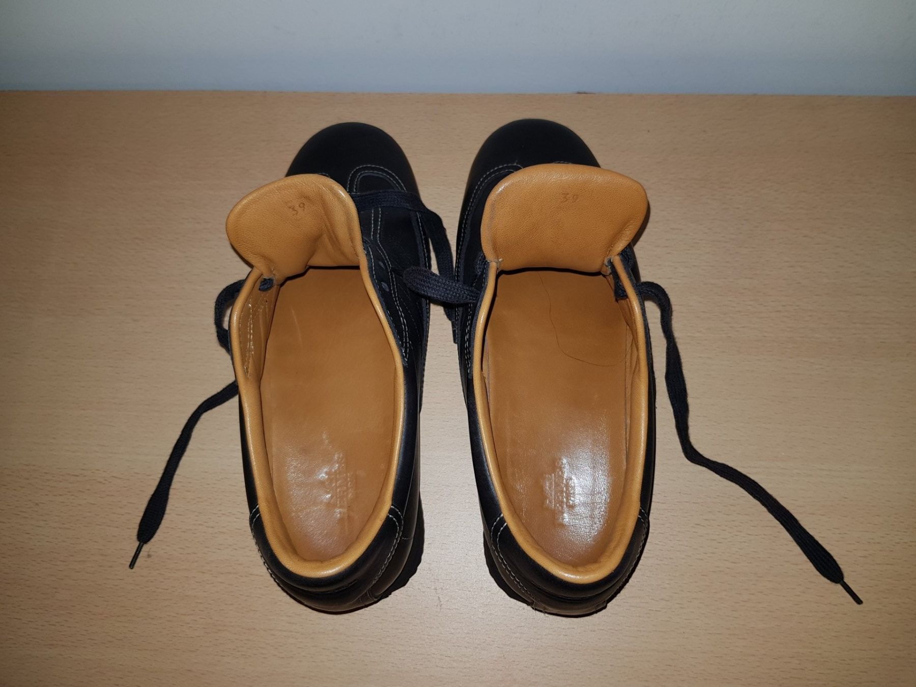 Hermès Scarpe da donna: Original Hermès Damen Sneaker Grösse 39 – Usato da Basel venduto da fafa68 5