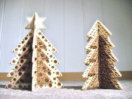 2 Tannen Baum Deko Steck Figuren Christbaum Holz Kork Relief