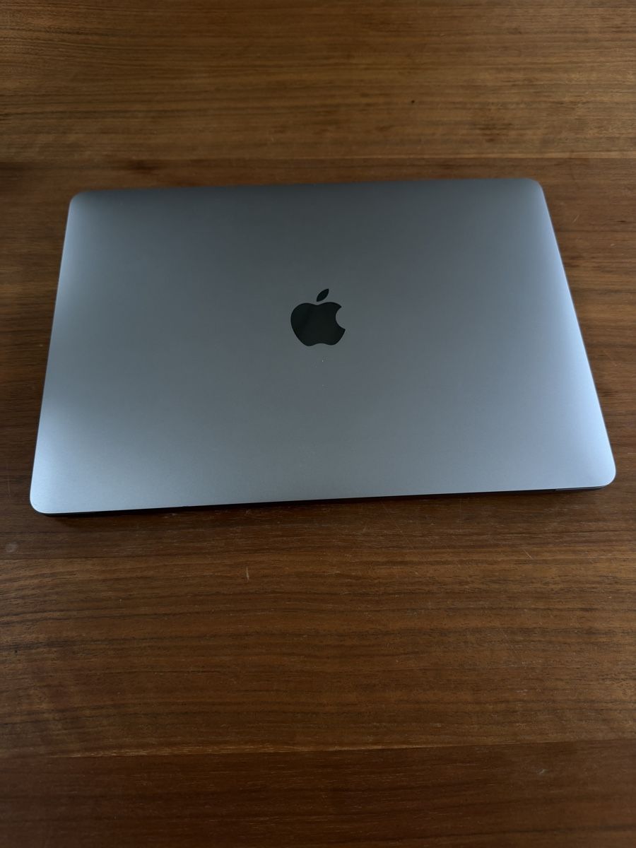Apple Notebooks: MacBook Pro M1 2020 – Gebraucht aus Zürich von dom_v5xh