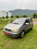Opel Zafira 2.2
