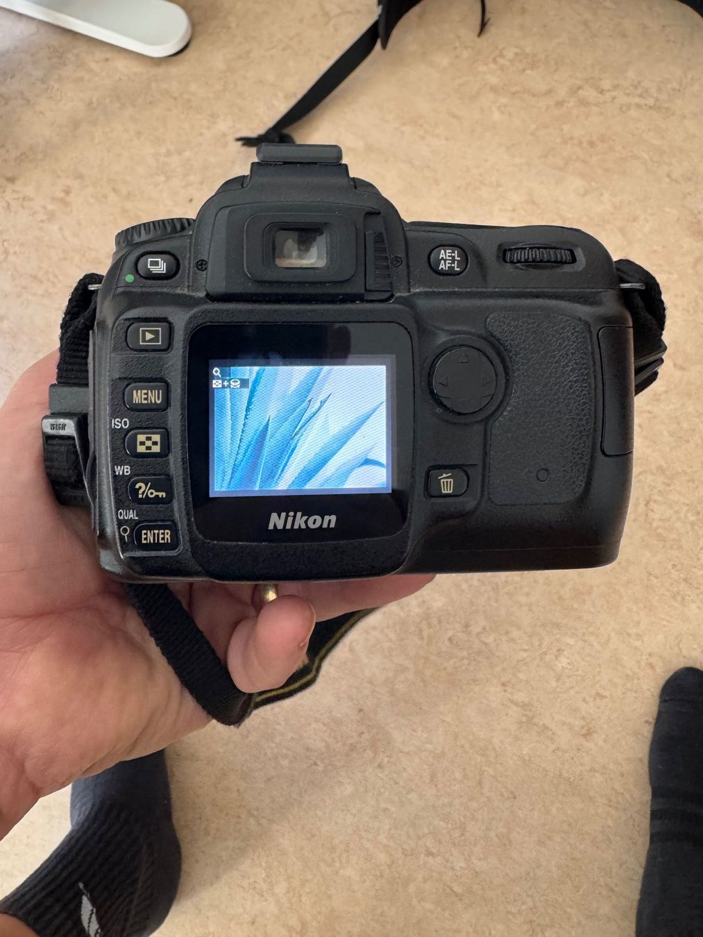 Nikon Fotocamera: Nikon D50 Digitale Spiegelreflexkamera – Usato da Magden venduto da Shakee 2