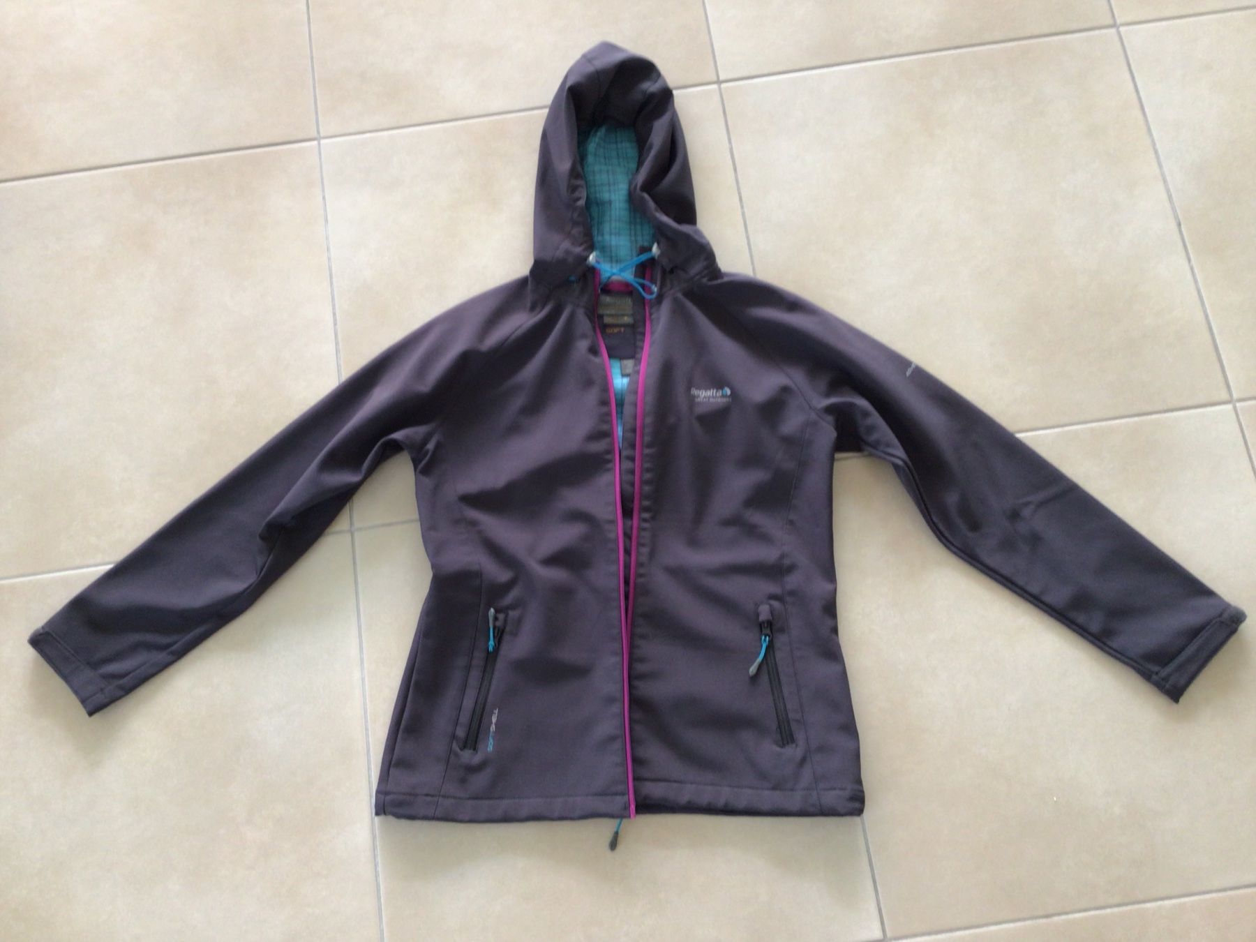 Giacche: Regatta Softshell Jacke, Damen Gr. 36 – Usato da Frauenfeld venduto da Stehojen