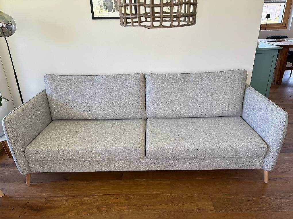 Divani: 3-Sitzer-Sofa aus Stoff – Usato da Altdorf UR venduto da bicidolomiti19
